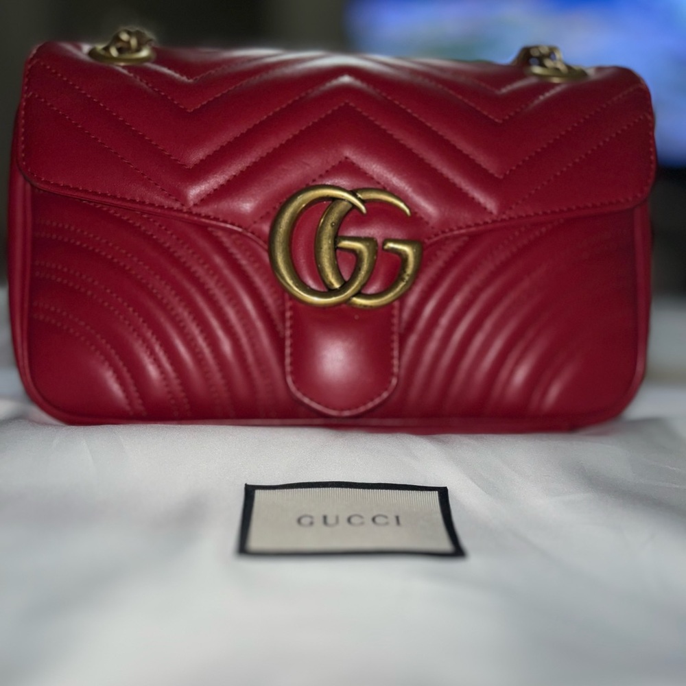 GG Marmont small shoulder bag